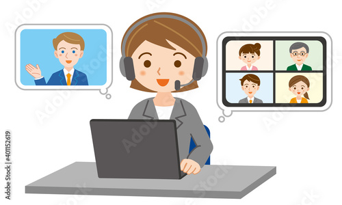 ノートパソコンでオンライン作業をするヘッドセットをつけたスーツ姿の若い女性のイラスト/白背景