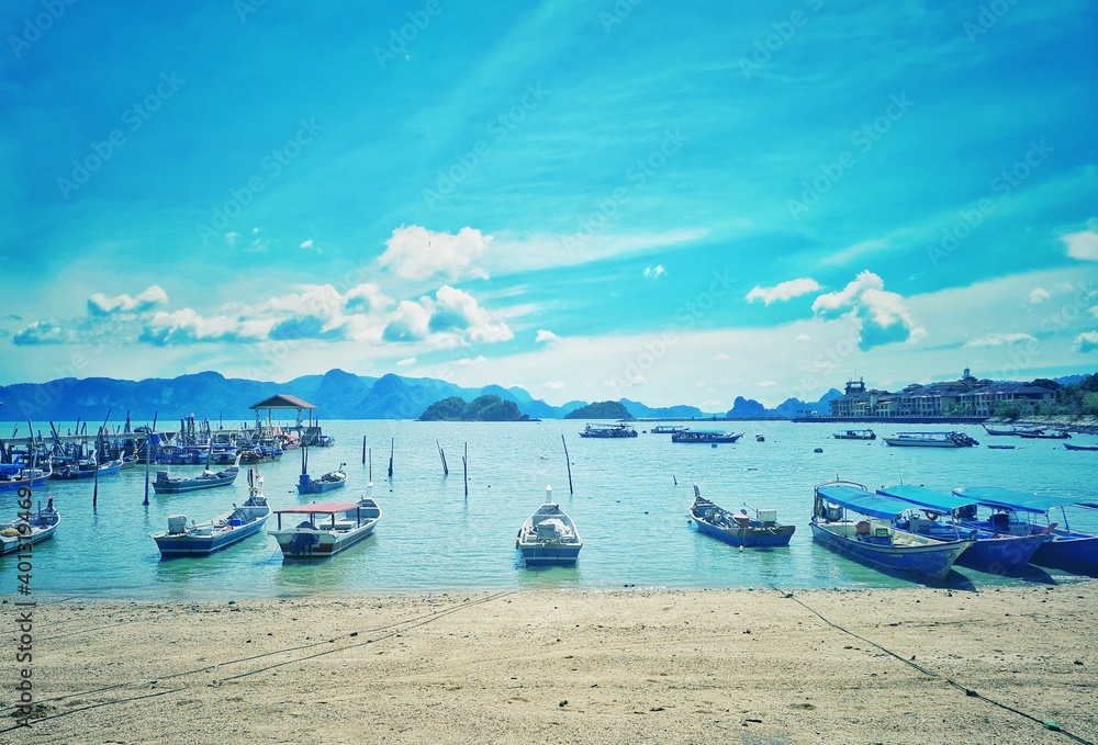 Obraz premium Beach, ocean, boats and nature