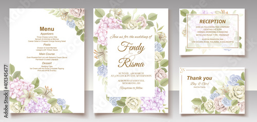 Elegant floral template wedding card © fendymetro