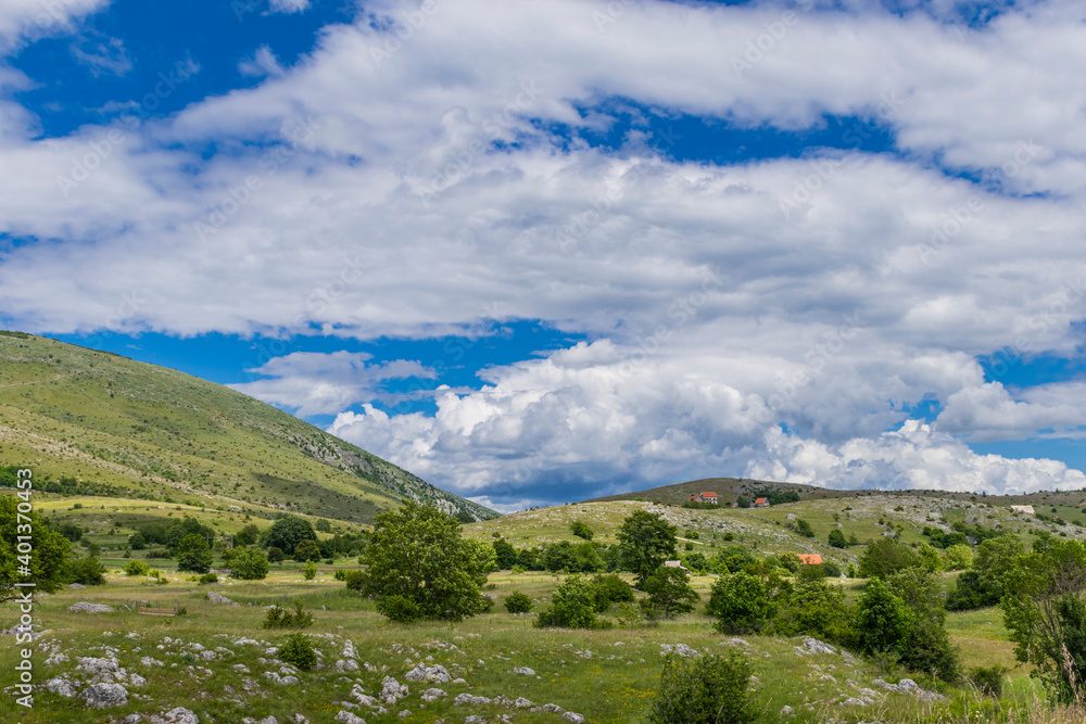 Fototapeta premium landscape with mountains and sky