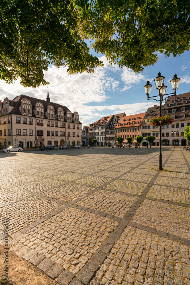 Obraz premium Das Renaissance-Rathaus am Marktplatz in Naumburg/Saale an der Straße der Romanik, Burgenlandkreis, Sachsen-Anhalt, Deutschland