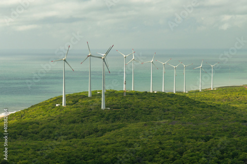 Parque eólico em Mataraca, Rio Grande do Norte, Nordeste, Brasil, Zig Koch, renovável, tecnologia, indústria, ambiental, aerogerador, escurecer
