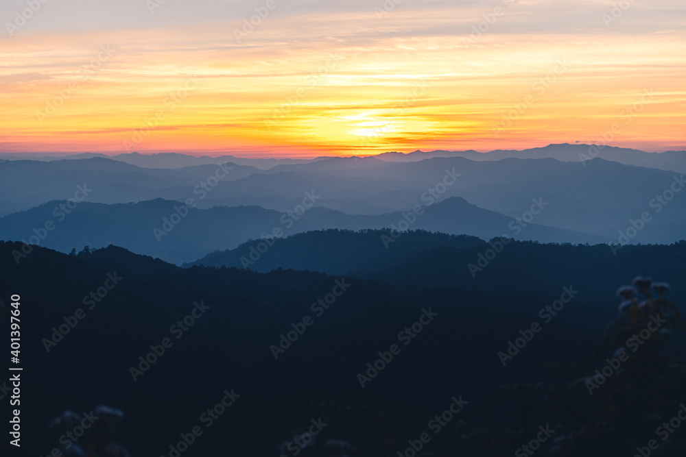 Fototapeta premium Mountain view and sunset light