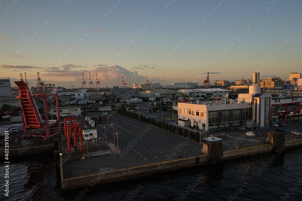 Kobe Port and terminal with sunrise in Hyogo, Japan - 神戸港とターミナル 日の出