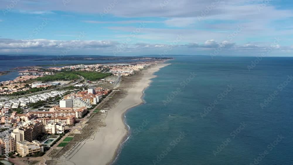 Survol de Port-Leucate et du Barcarès Survol de Port-Leucate et du Barcarès