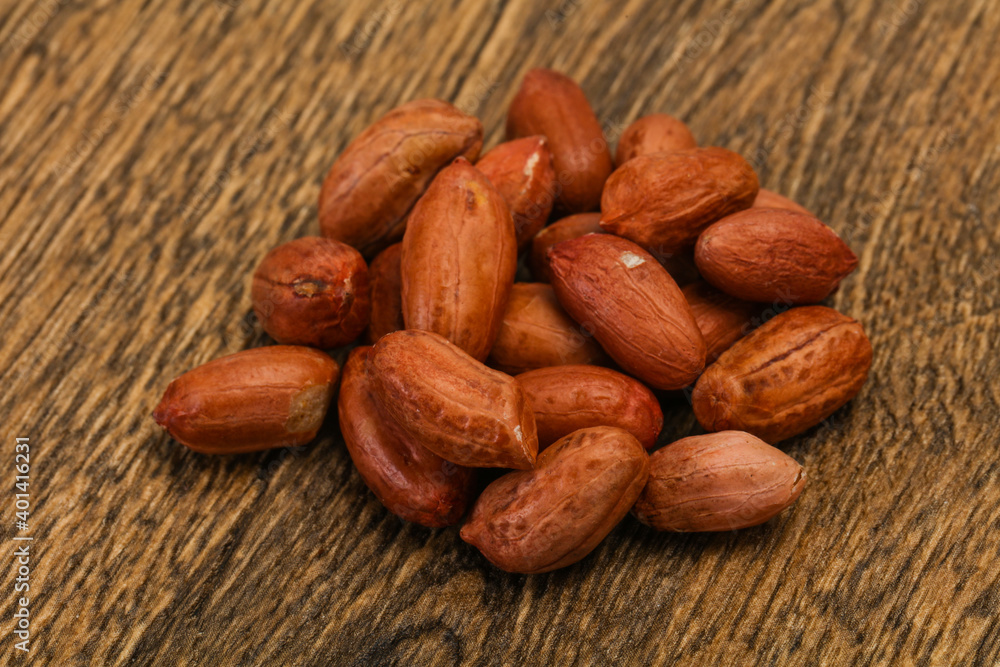 Raw peanut heap - for roast Raw peanut heap - for roast