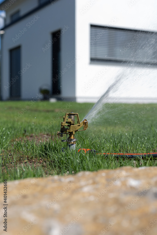Naklejka premium lawn sprinkler