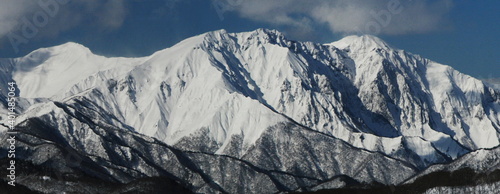 厳冬期の谷川岳連峰 川場スキー場からの絶景