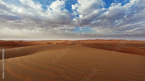 Liwa Dubai Abu Dhabi Time-lapse