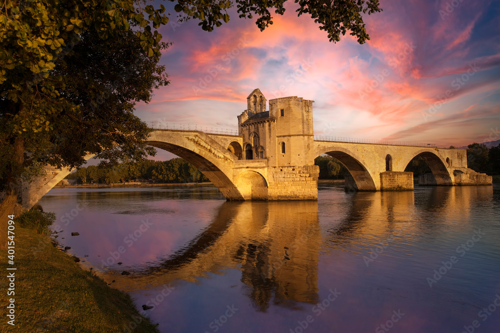 Sonnenuntergang an der Brücke vom Avignon