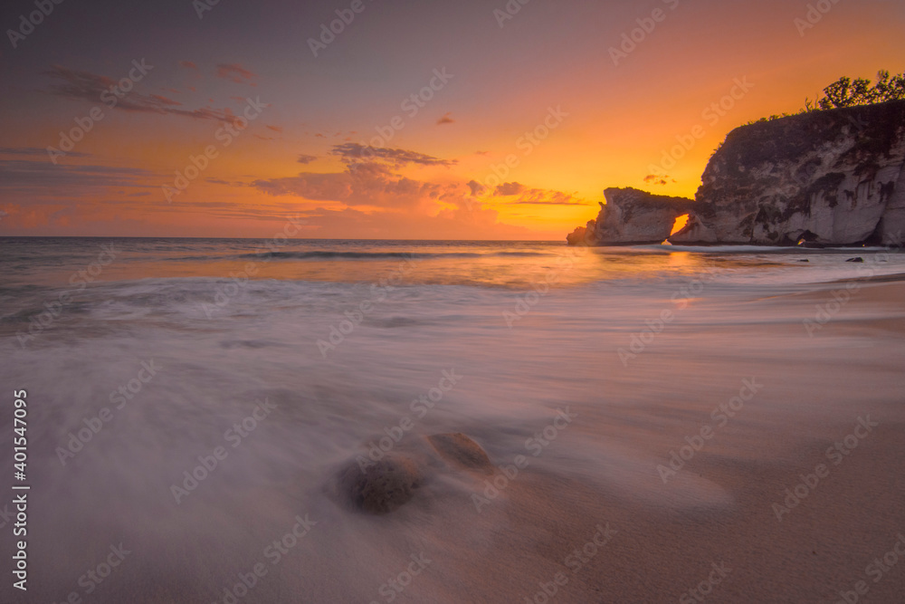 The sky is very very beautiful with large cliffs The sky is very very beautiful with large cliffs