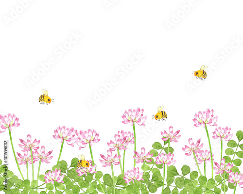 ミツバチが飛ぶレンゲ畑