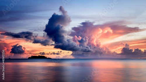 Beutiful evening sky in the world © Ahmad