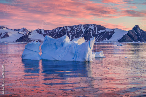 Fotografering Images of ice bergs in Antartica