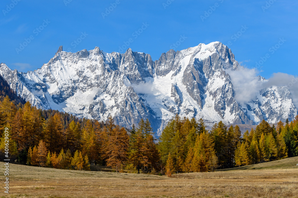 Il Monte Bianco da Petosan in autunno