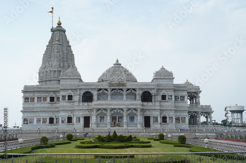 Prem Mandir is a Hindu temple in Vrindavan, Mathura, India. It is maintained by Jagadguru Kripalu Parishat, © shalender