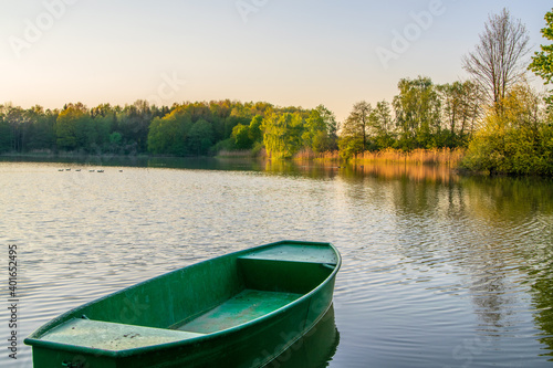 Fototapeta Naklejka Na Ścianę i Meble -  boat on the lake