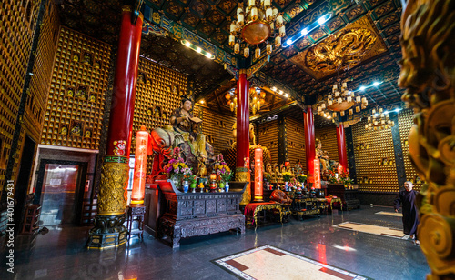 Interior of Thousand Buddha Temple or Chua Van Phat pagoda in District 5, Ho Chi Minh City, Vietnam © CravenA