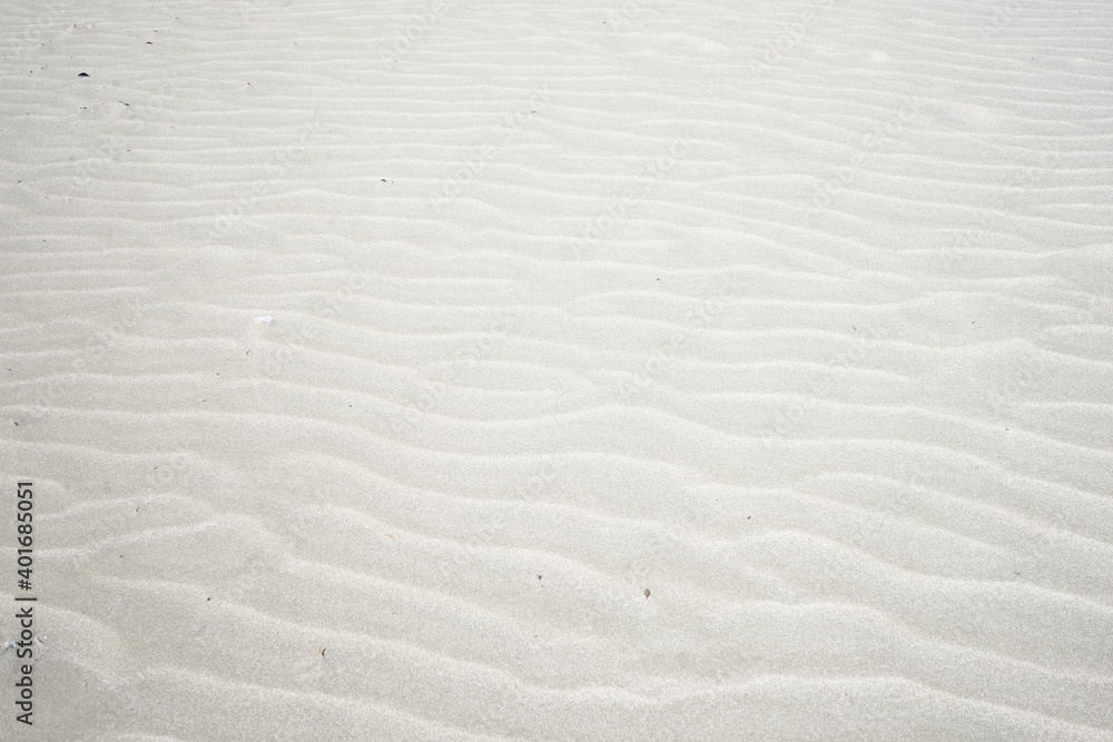 Obraz premium White Sand dunes at Hamada Beach in Tanegashima island, Kagoshima, Japan - 波打った白い砂 種子島 ビーチ