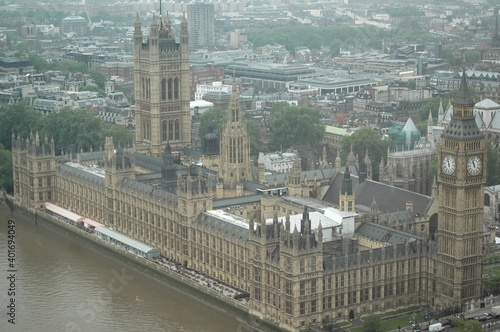 Big ben and westminster parliament in the fog, London, United Kingdom © Didier San Martin