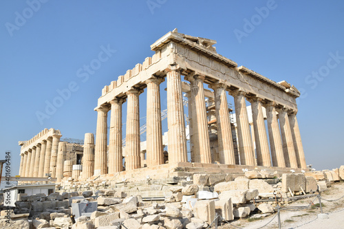 Vista de los principales monumentos y sitios de Atenas (Grecia). Acrópolis. El Partenón (Parthenon) photo