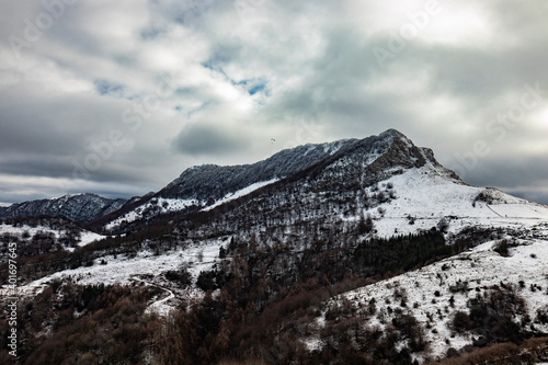Subida al Ernio con nieve nevado © Alotz