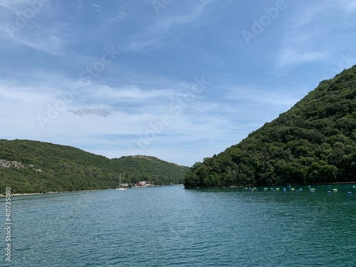 Limski Kanal Fjord zwischen Rovinj und Vrsar Istrien Kroatien Adria Mittelmeer - Altstadt mit Gassen im Sommer