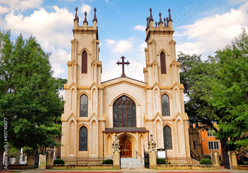 фотографія A beautiful shot of the Trinity Episcopal Cathedral, Columbia, South Carolina