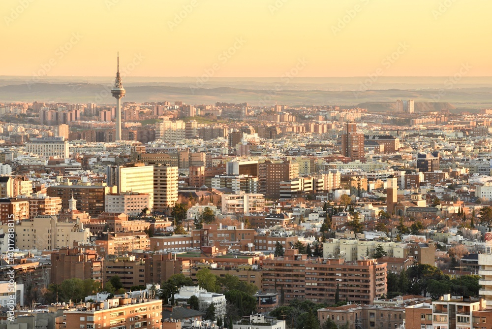 Obraz premium Views of telecommunication tower from Madrid