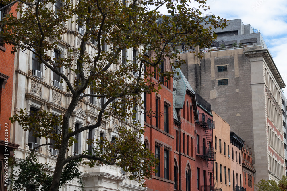 Fototapeta premium Row of Colorful Old Residential Buildings in Gramercy Park of New York City