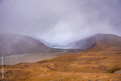 Samudri Taapu plateau is a glacial origin of one of major tributaries of of Chandra River as it flows through Spiti valley and later meets river Chenab.
