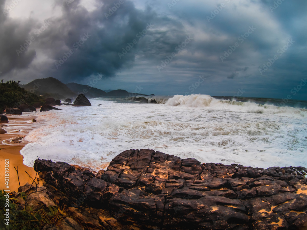 Obraz premium storm over the ocean