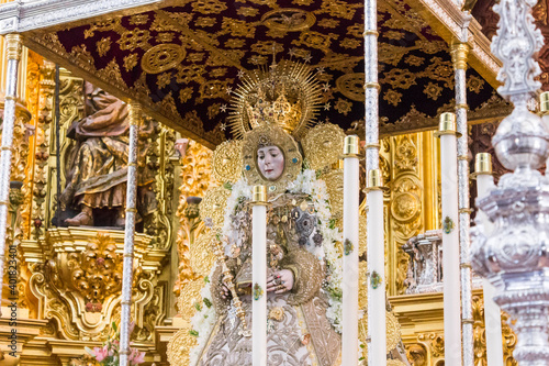 Obraz na płótnie Almonte, Spain. The Virgin of El Rocio, a small carved wooden statue of the Virgin Mary and Child w salonie