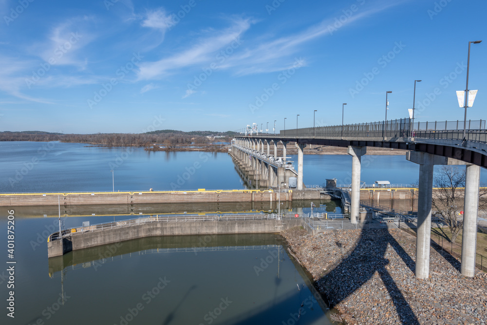 Obraz premium bridge over the river