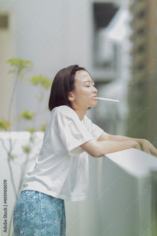 若い女性 若い女性