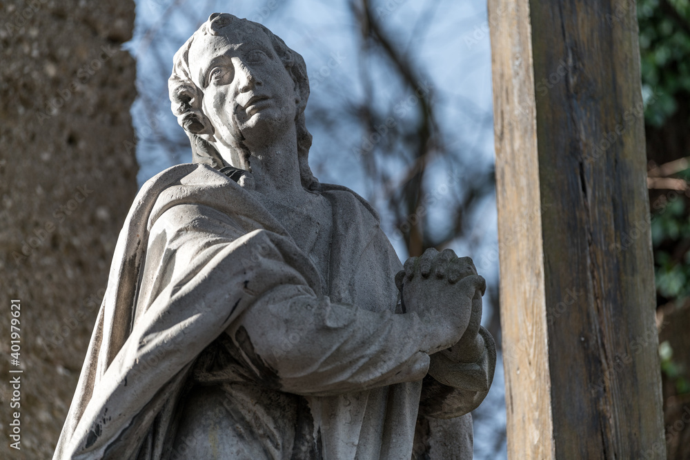 Fototapeta premium statue of angel