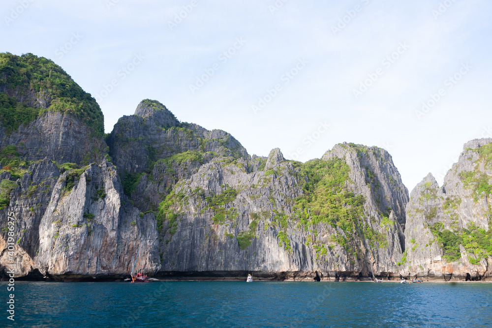 Fototapeta premium Rocky island landscape