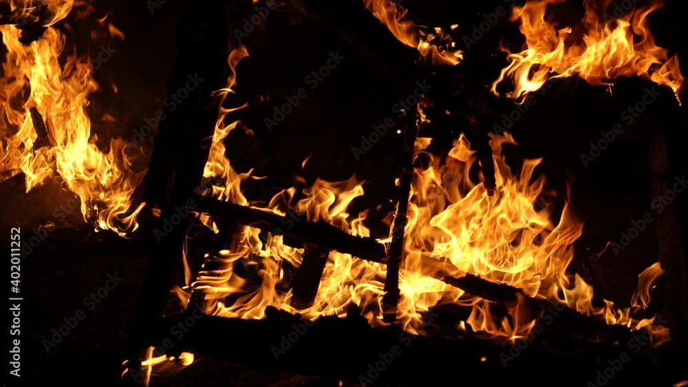 Obraz premium Wood fire black