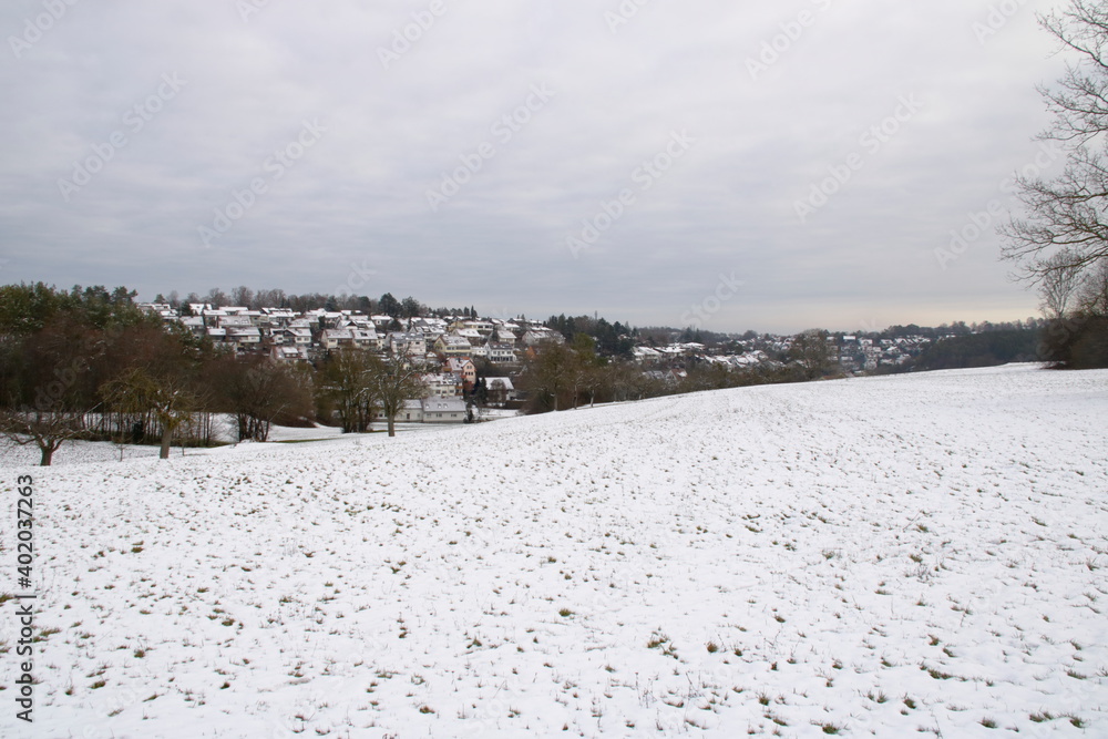 Blick über das Heckengäu auf den Ort Flacht im Winter Blick über das Heckengäu auf den Ort Flacht im Winter