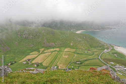 Norwegen - Lofoten - Wanderweg beim Hauklandstrand photo