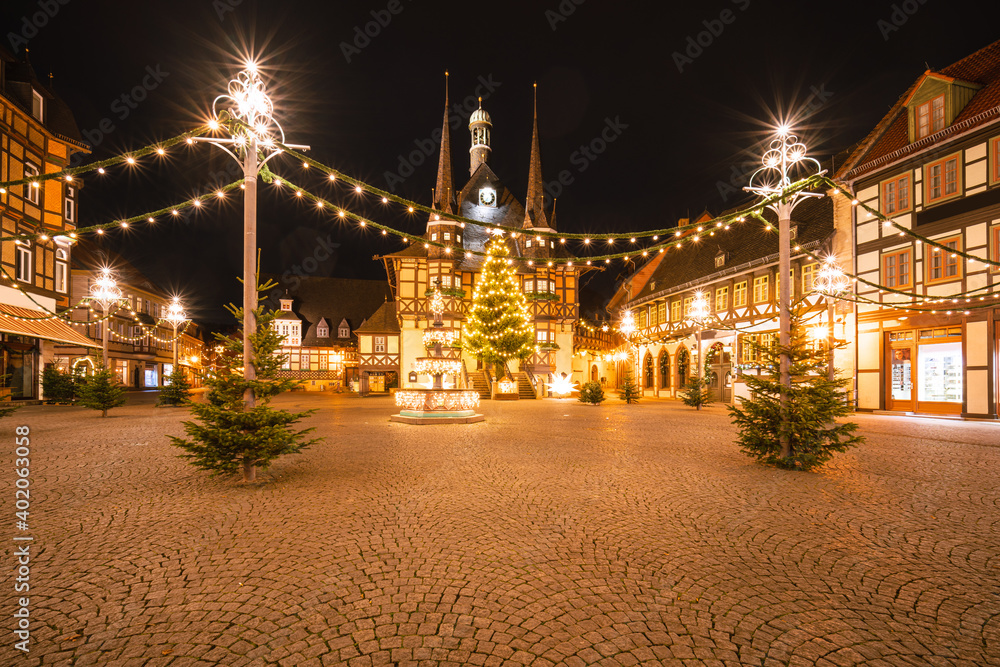 Menschenleerer Weihnachtsmarkt Wernigerode im Harz