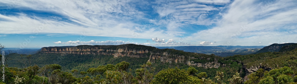Beautiful panoramic view of mountains and valleys, Landslide Lookout, Blue Mountain National Park, New South Wales, Australia
