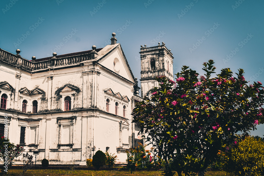 Obraz premium Basilica of bom jesus church museum in old goa architectural views