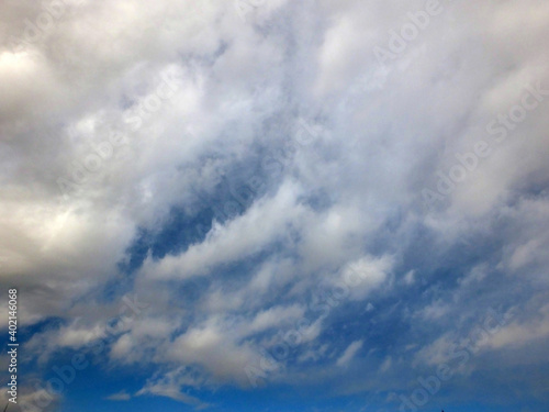 青空と雲 © popnpopo