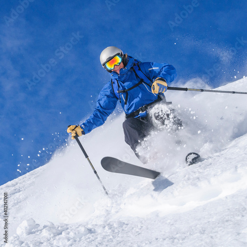 Spektakulär skifahren im freien Gelände