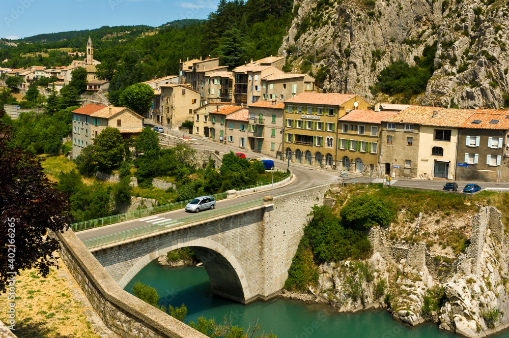 Sistero, [Alpes-de-Haute-Provence,] Provence, France