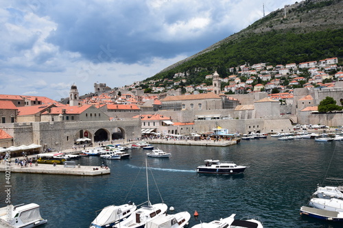The old city of Dubrovnik in Croatia  © oscar