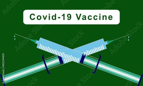 Zwei über Kreuz liegende spritzen aus deren Nadeln zwei Tropfen tropfen und die Worte Covid-19 Vaccine auf weißem Hintergrund und vor grünem Hintergrund