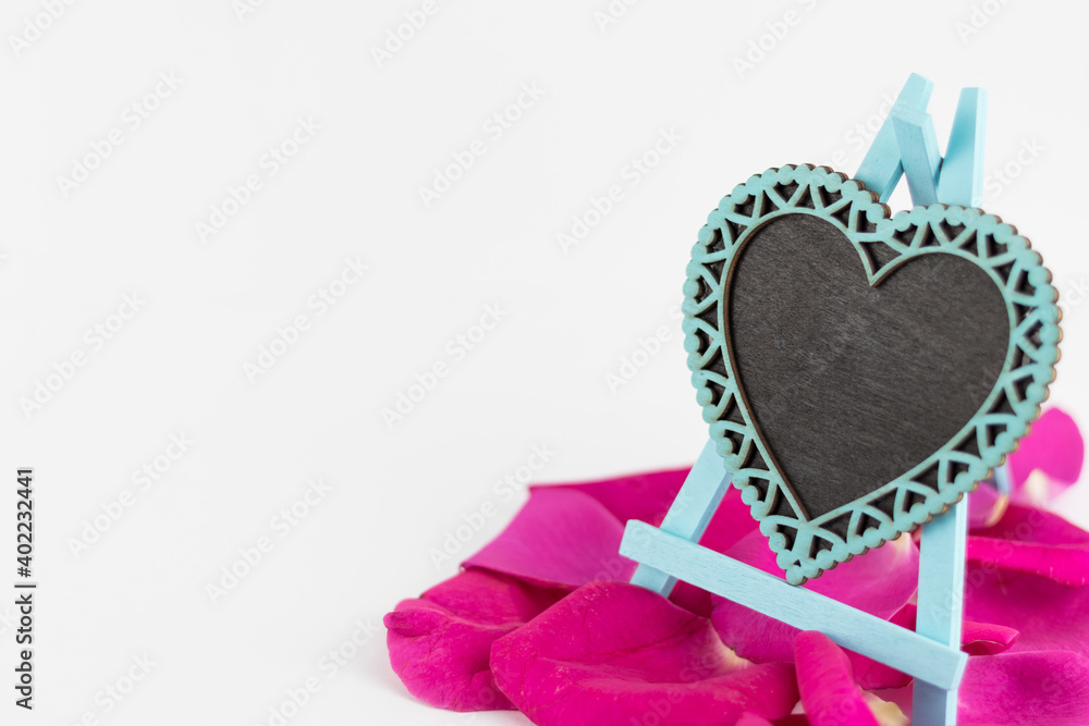 Obraz premium Celebración del día de san Valentín compartiendo una copa de vino y amor