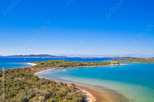 Fototapeta Naklejka Na Ścianę i Meble -  Sunny Adriatic coastline, archipelago of island of Dugi Otok in Croatia